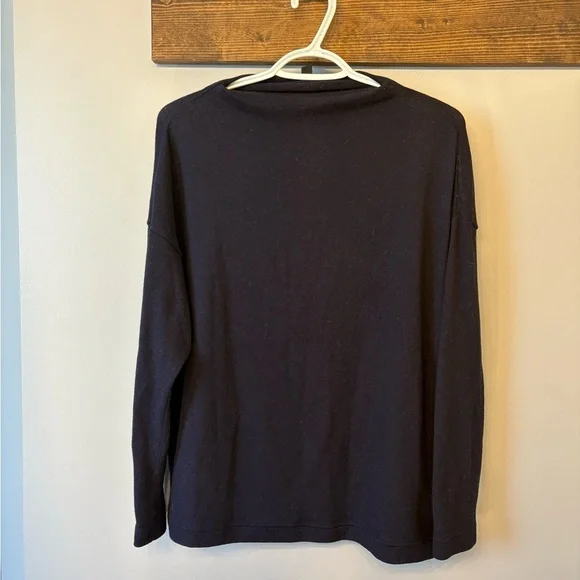 Uniqlo Navy Blue Cowl Neck Sweater size L - Picture 4 of 10